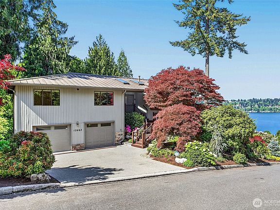 3rd image of 13463 64th Terrace NE