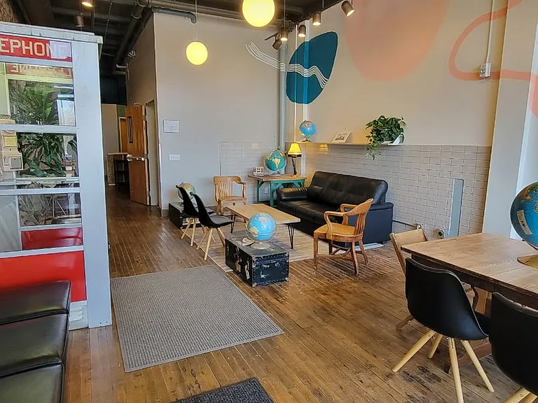 Building's Lounge