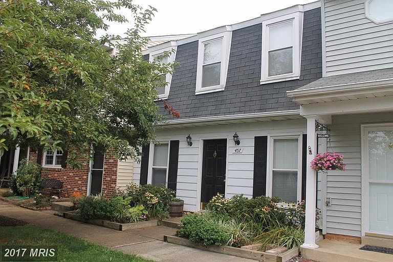 1st image of 457 Denning Ct