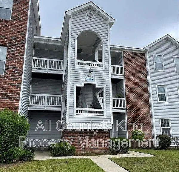 342 Waterdown Dr #10 — Photo 1
