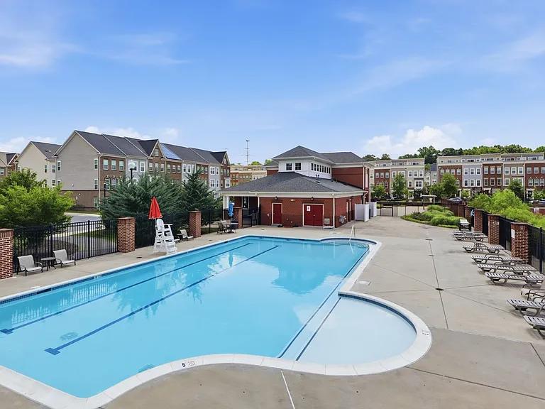 7224 Barrberry Ln — Photo 35