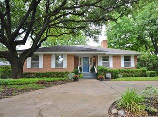 1700 Alexander Dr, Waxahachie, TX 75165