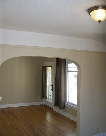 531 S F Street Unit 5 Living Room_06272013