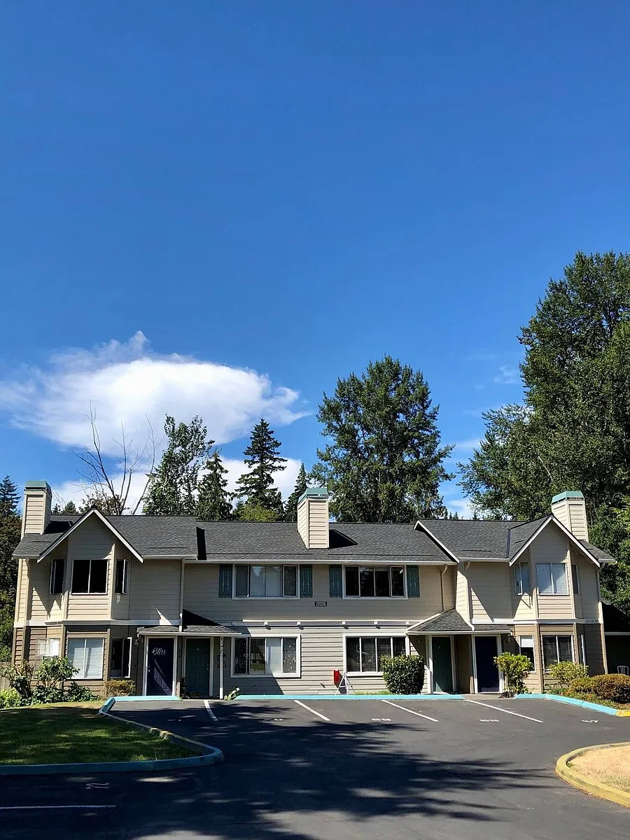 Building Photo - Parklane Townhomes