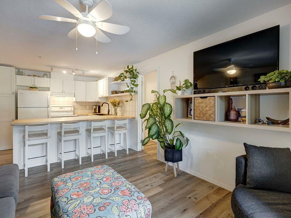 201113 Kananaskis Way Canmore, AB, T1W2X2 Apartments for Rent Zillow