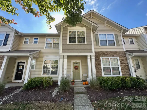 637 Brickdust Ct, Fort Mill, SC 29708