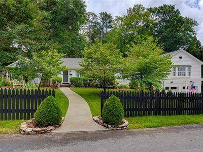 1015 Van Hoy Ave, Winston Salem, NC, 27104