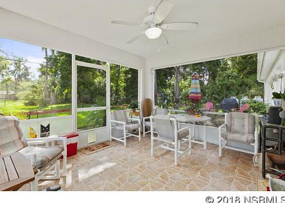4th image of 2941 Vista Palm Dr