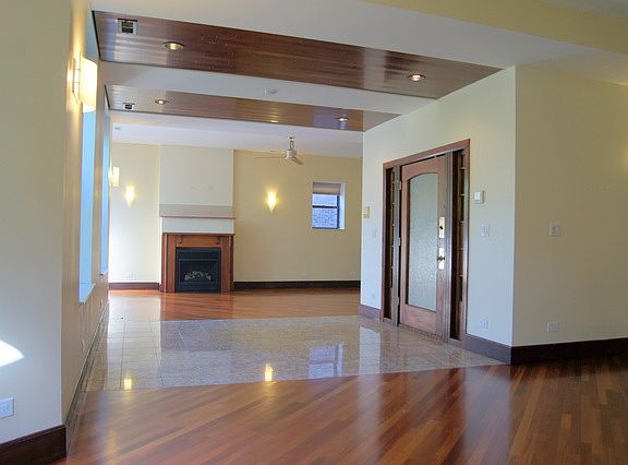 2nd image of 1137 E Hyde Park Blvd APT 2