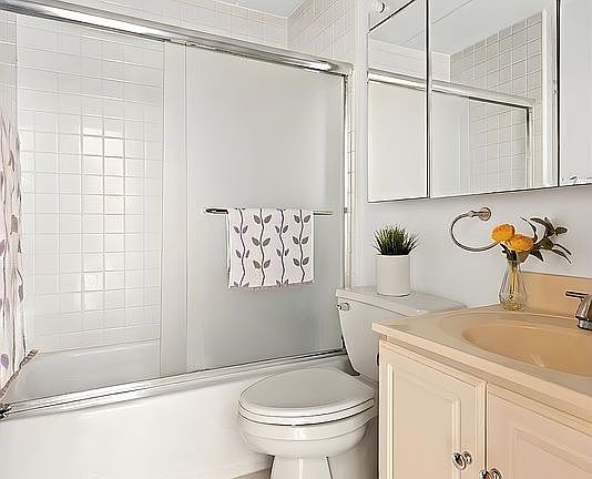 5th image of 9921 4th Ave APT 3B