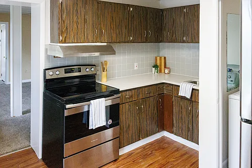 578 Broad St #1 Photo 1