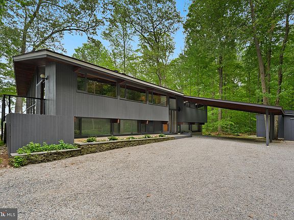 4th image of 6577 Elizabeths Ln