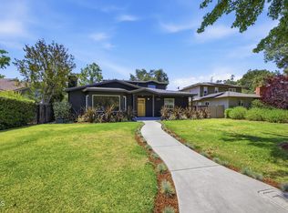 168 Lamour Dr, La Canada Flintridge, CA 91011