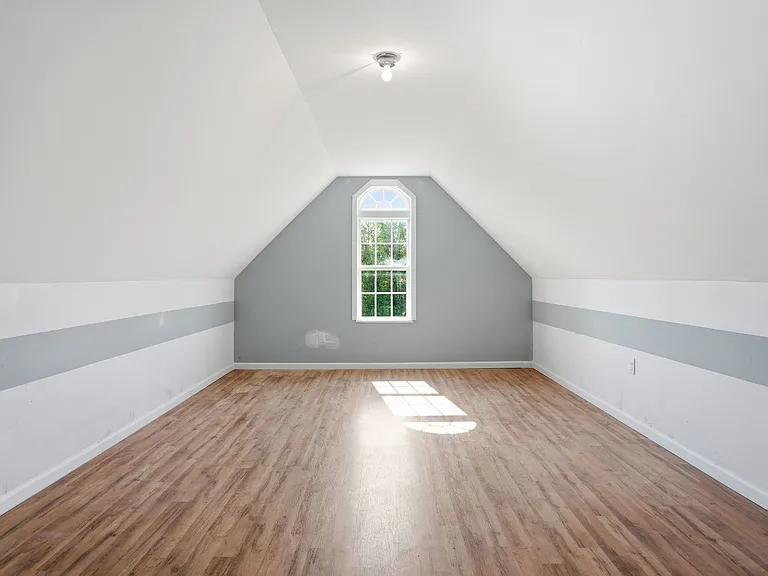 505 Heron Dr — Photo 10