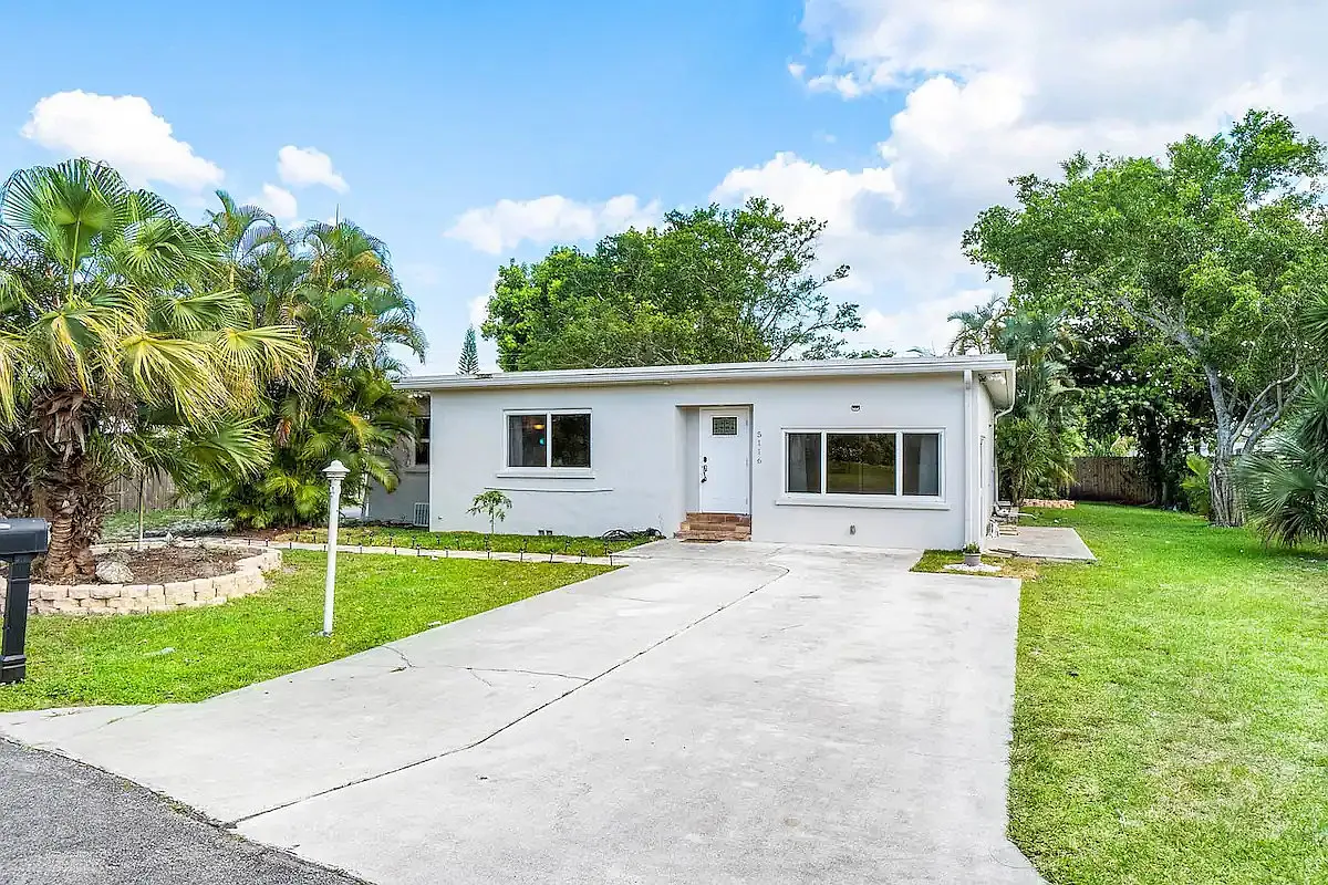 4 bed, 1445 sqft, $3,000 — Photo 1