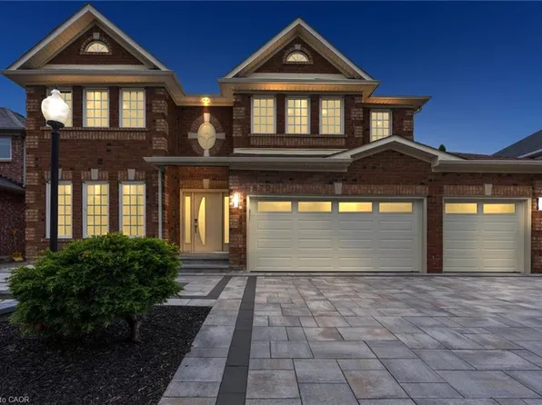 6872 Round Leaf Ct, Mississauga, ON L5N 6X6