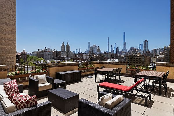 1st image of 172 W 79th St #10CE