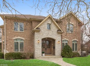 423 Engel Blvd, Park Ridge, IL 60068