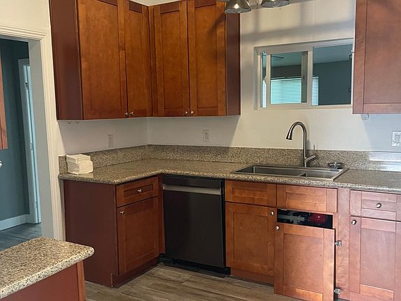 2nd image of 309 E California St #A