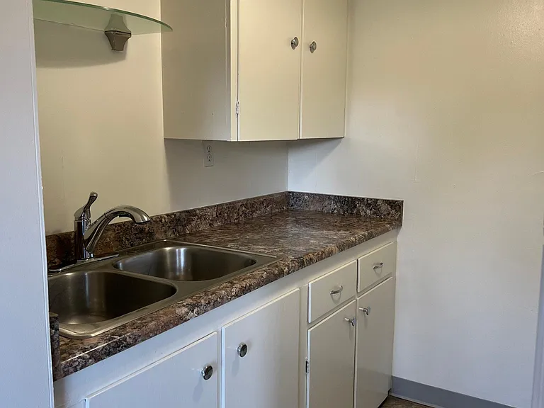 1239 Watson Dr #3 — Photo 3
