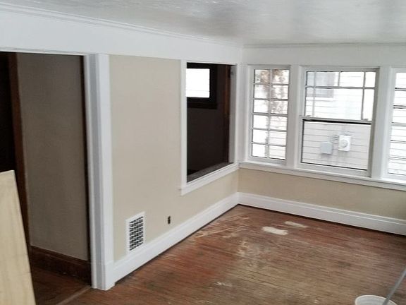 5th image of 78 Comstock Ave