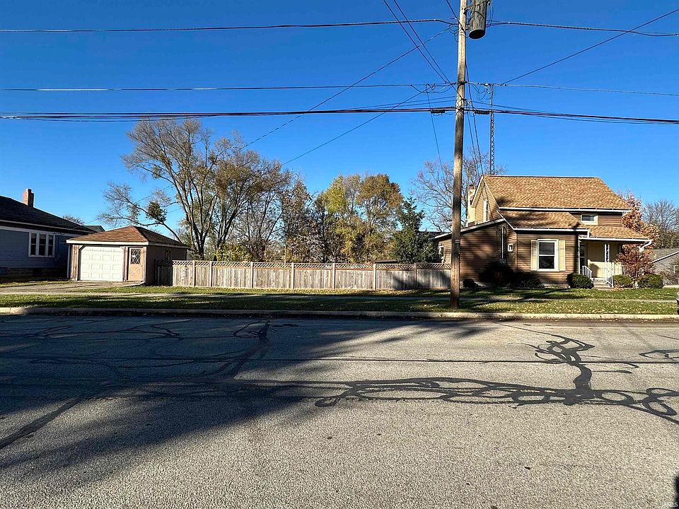 1st image of 702 W William St