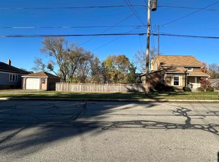702 W William St, Kendallville, IN