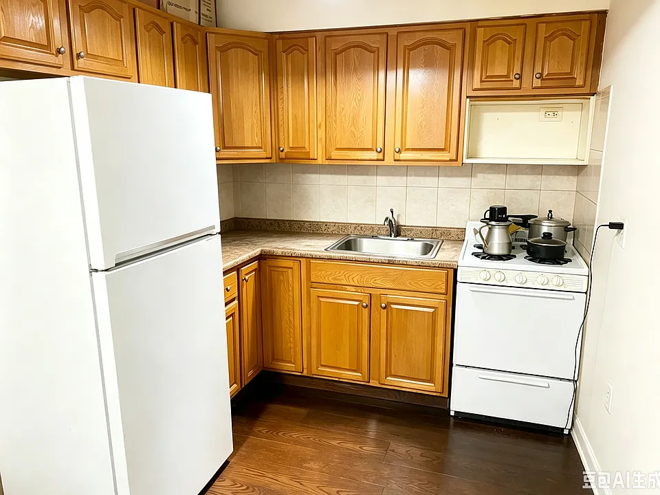 11117 Roosevelt Ave #2A