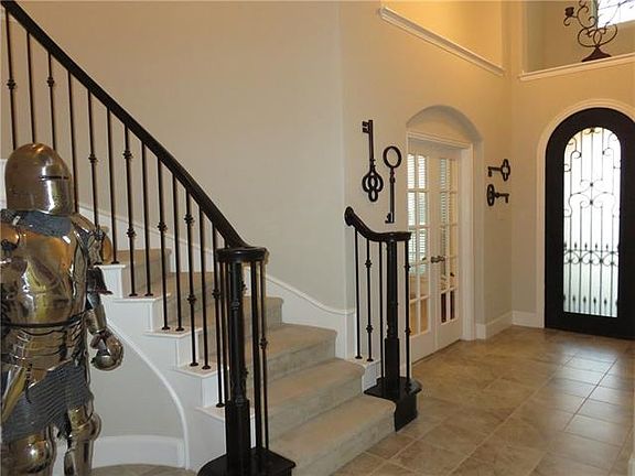 5th image of 2713 N Umberland Dr