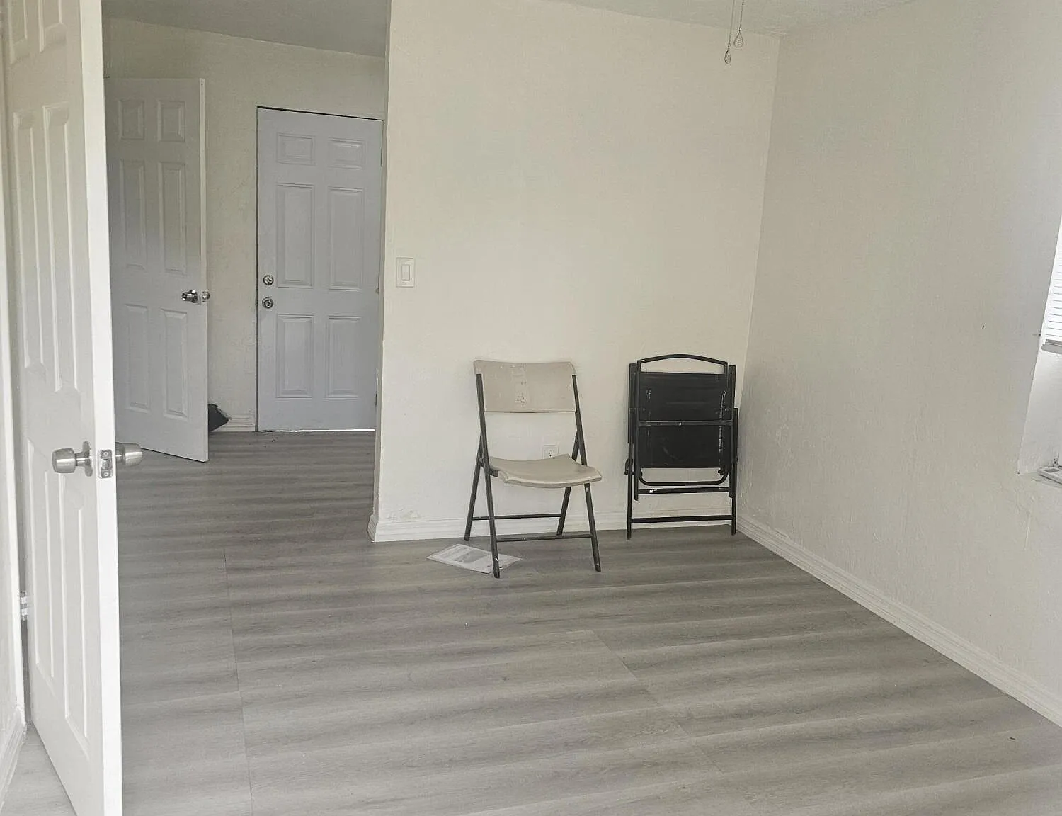 1 bed, 1.0 bath, 420 sqft, $1,600 — Photo 3