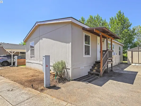 208 W Heintz St Unit 8, Molalla, OR 97038
