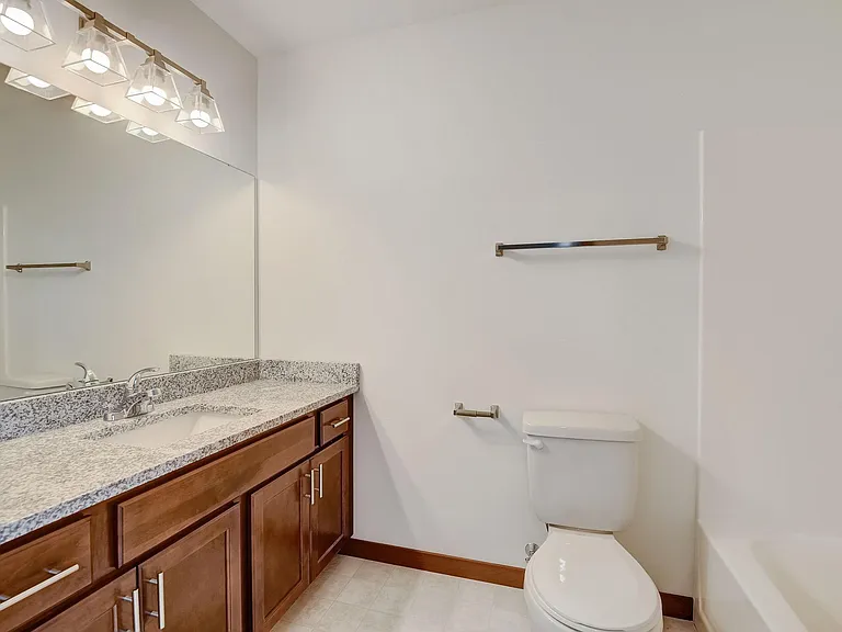 1931 Eastwood Way #1931 — Photo 45