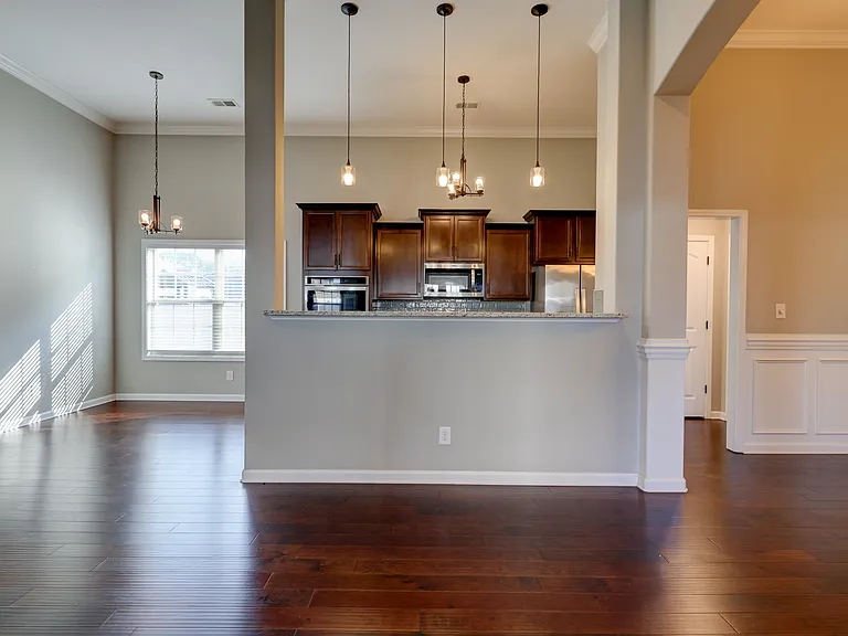 1008 Meadowview Ln — Photo 19