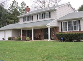 20 Stonelea Dr, Princeton Junction, NJ 08550