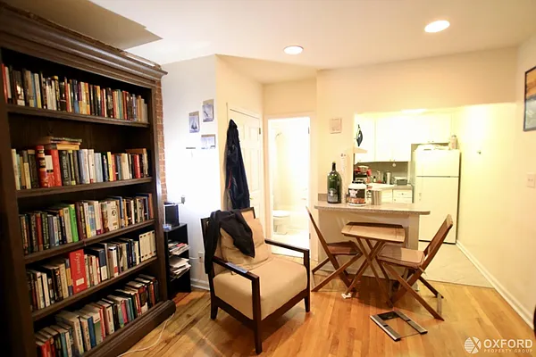 Rented by Oxford Property Group | media 4