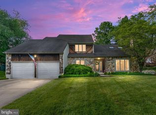 24 Old Stable Ln, Newark, DE 19711