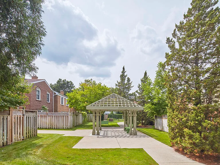 59 Waterford Dr — Photo 9
