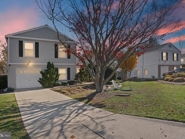 14833 Rocking Spring Dr, Rockville, MD 20853