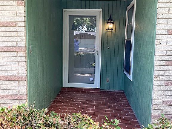 2nd image of 1201 E Flynn Ave