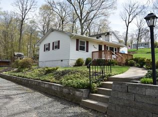 120 Leland Trl, Hopatcong, NJ 07843