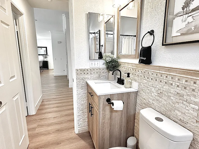 6861 Earp Way — Photo 18