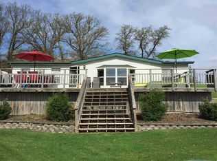 4 Minot Bch, Bottineau, ND 58318