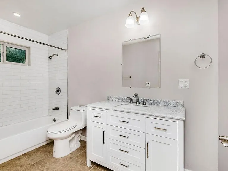 17411 W Haynes St — Photo 13