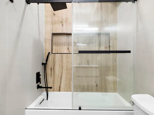 133 Clifton Place image 16 of 20