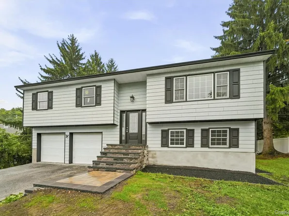 57 Keats Drive, New Windsor, NY 12553