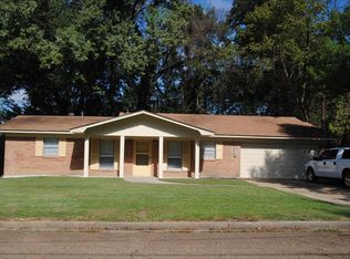 115 Williams Rd, Vicksburg, MS 39180