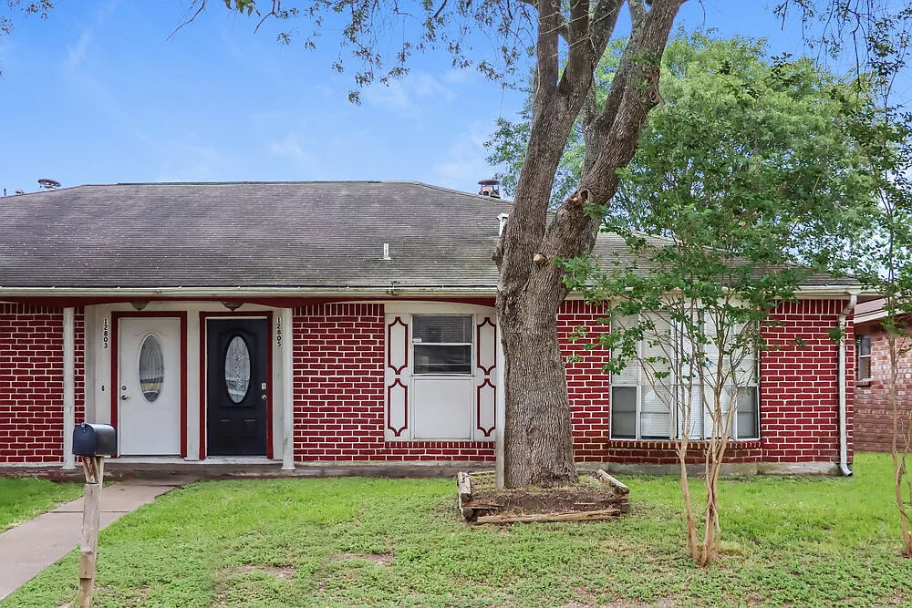 3 bed, 2.0 bath, 1517 sqft, $1,800 — Photo 1