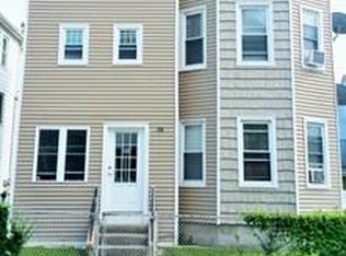 38 Seymour St, Worcester, MA 01610
