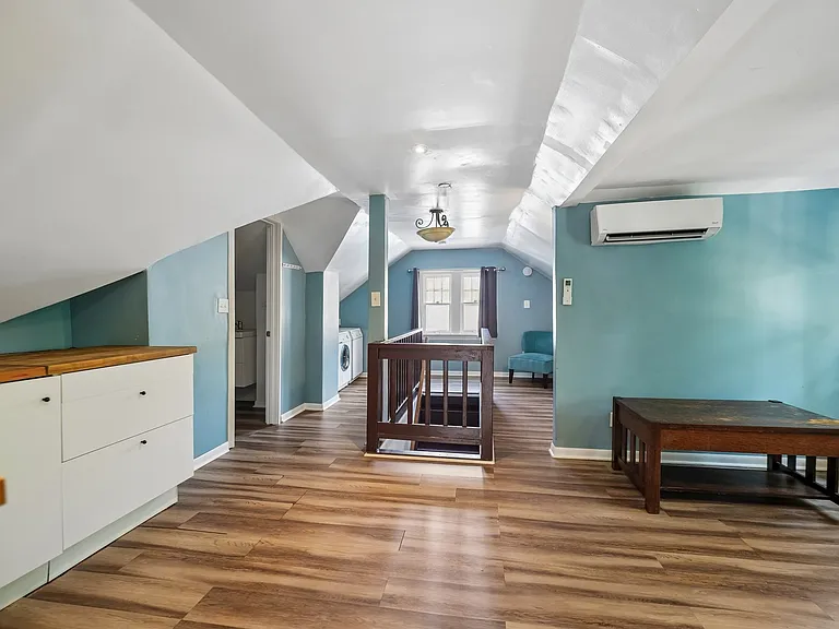 246 Maple Ave — Photo 25