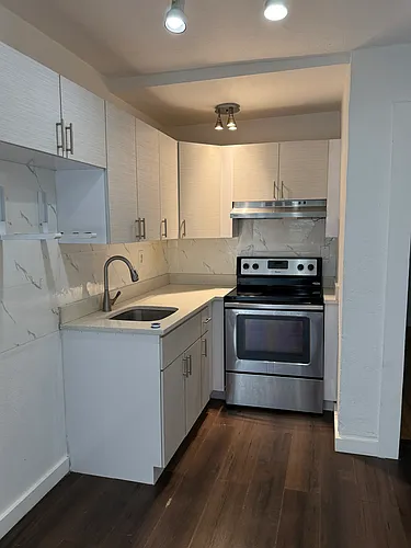 578 NE 64th St #3 Photo 1